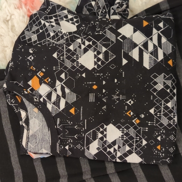 3pk LuLaRoe Julia Dresses - Picture 3 of 3